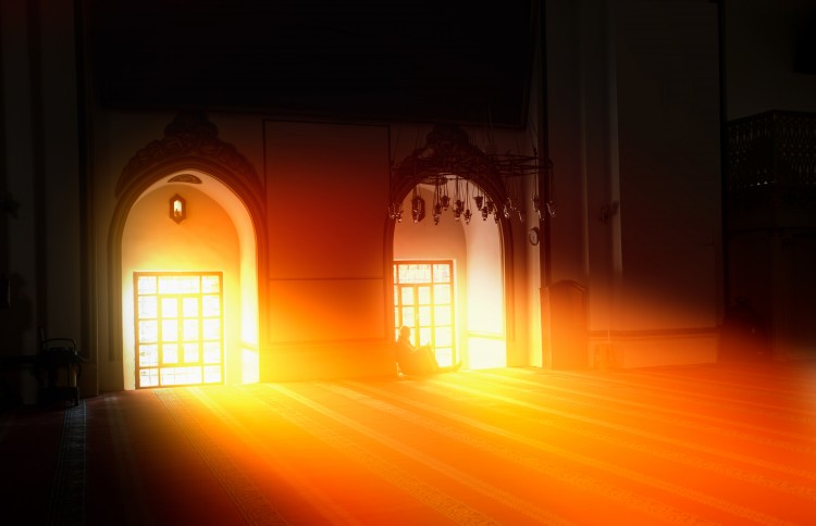الفهم الخاطئ لبعض الحقائق في قصة آدم عليه السلام