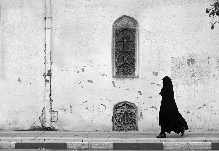 فرية أن الله يأمر بالفحشاء