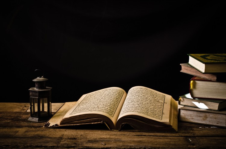 ادعاء خطأ القرآن في ذكر قصة هود عليه السلام، التي لا وجود لها في التوراة